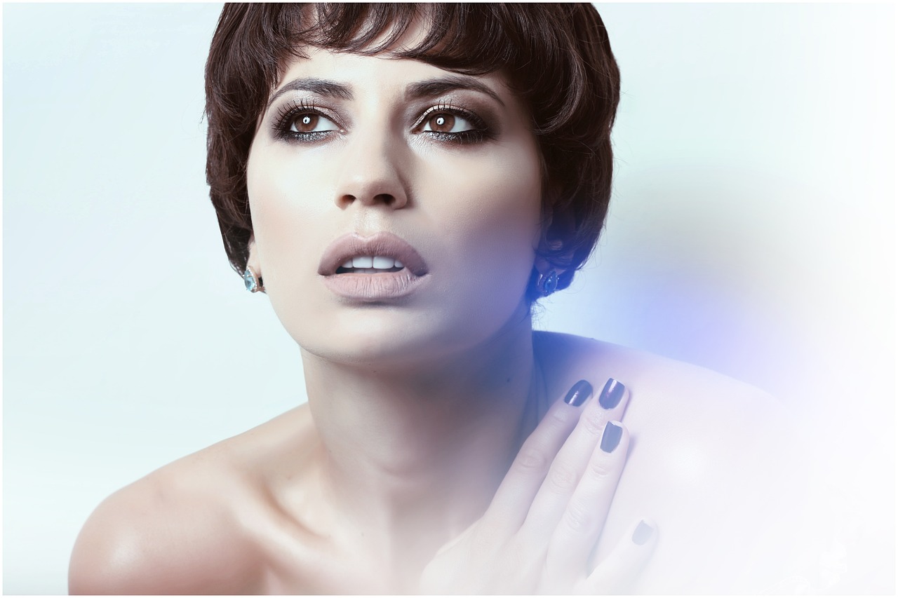 Guida: come il mentolo di Crio Age Eyes trasforma il tuo contorno occhi